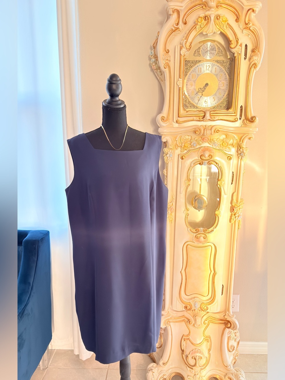Laura Scott Navy Sleeveless Square-Neck Shift Dress